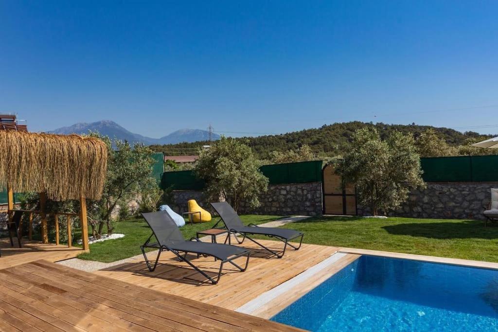 Villa Zeytin Havuzlu Jakuzili 페티예 외부 사진
